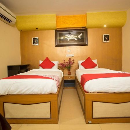 Hotel O Golden Moments Siliguri Bagian luar foto